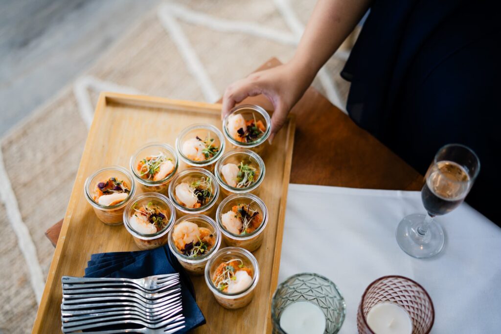 Catering Buffet bei Hochzeit Hauptstadtfloß Lounge I